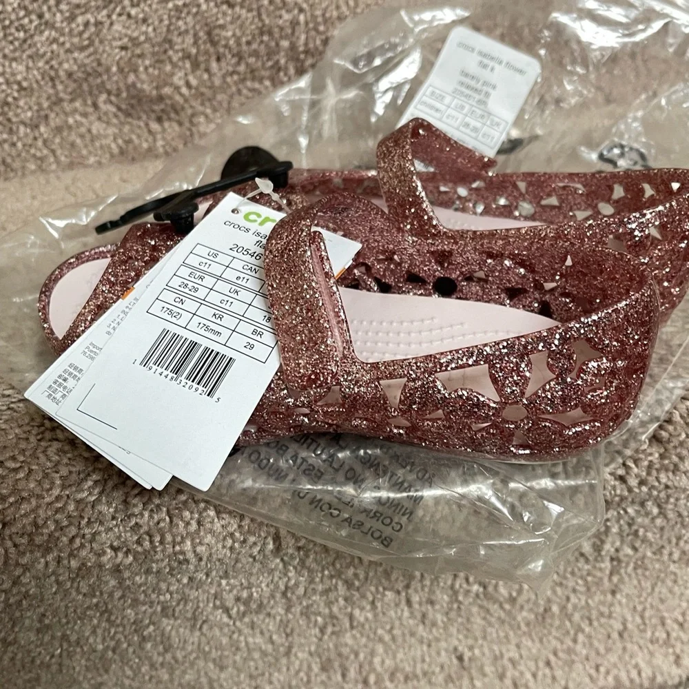 New Crocs Toddler Girl Isabella Flower Flat Sandal - Picture 13 of 13